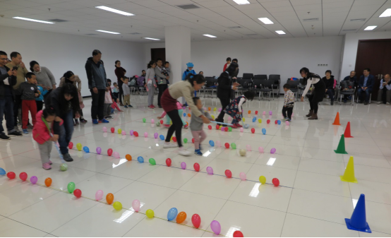 10-22竹兜家族来到图书馆，亲子互动欢乐多312.png