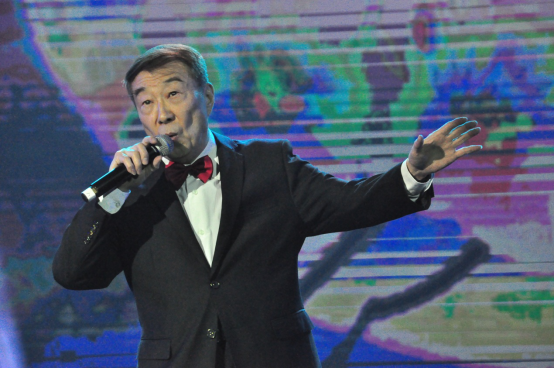 燕园街道成功举办“欢庆十九大 乐享重阳节”大型群众文艺汇演887.png