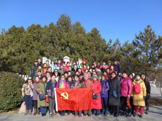 东升镇文龙社区带领党员志愿者参观活动29.png