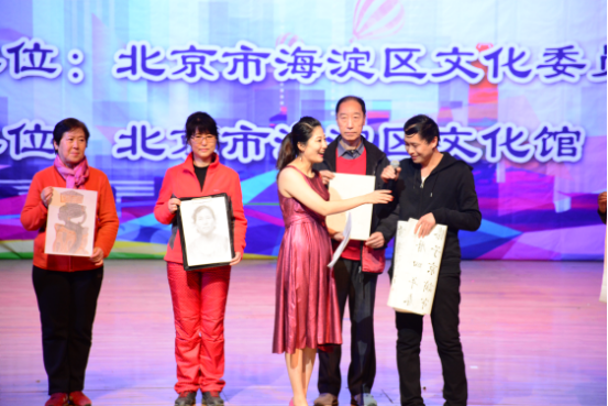 201712141513245842474085.png 百姓大舞台 群众秀风采879.png