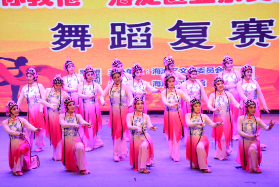 群众舞蹈大赛秀出别样风采1061.png