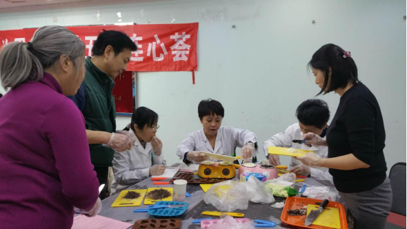 12.20八里庄街道开展手工巧克力制作活动17.png