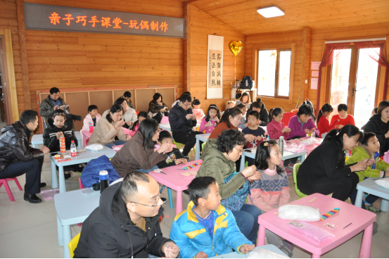 四季青镇巧手课堂活动22.png