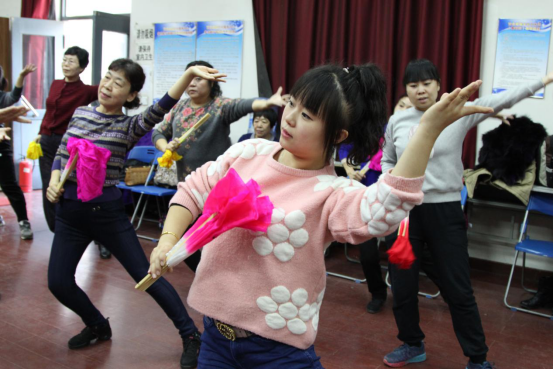 2018.1.3西北旺镇举办舞蹈《冰糖葫芦》培训17.png