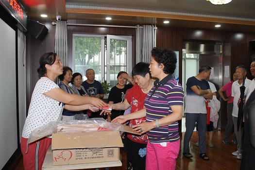 201807131531466502475476.jpg 简讯07.11航天城社区组织7.11人口日活动1.JPG