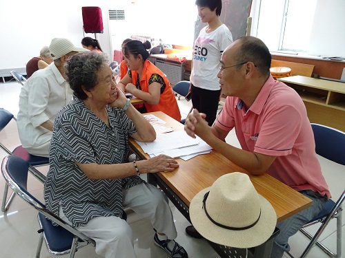 美丽园社区 探视寻访签约仪式5.jpg