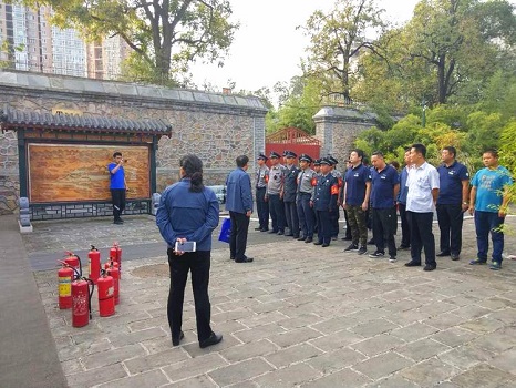 图3：在紫竹院行宫开展了消防安全培训和应急预案演练.jpg