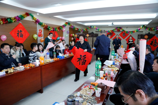 不忘初心勇担当、牢记使命谱新篇——2019年海淀区文化委迎新春茶话会圆满举行445.png