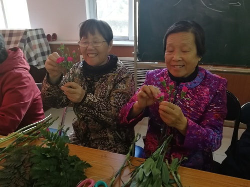 迎三八插花 (2).jpg