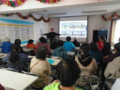 说明: D:\邱妍娟-街道\关于进行“文化@海淀--海淀公共文化服务数字平台”数据初始化信息采集工作的通知\活动信息\2019\万北\万泉庄北社区家庭急救健康知识讲座材料\万泉庄北社区家庭急救健康知识讲座照片\万泉庄北社区家庭急救健康知识讲座照片2.jpg