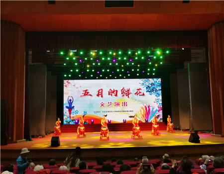 五月的鲜花1 (1).jpg