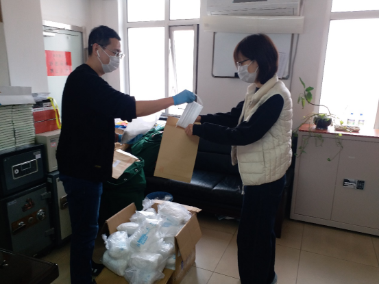 能文能武 战疫有我——海淀文旅人防疫纪实系列报道v4(1)(1)2856.png